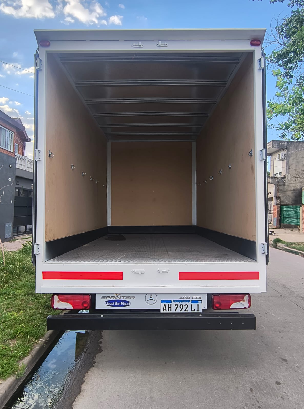 Mercedes-Benz Sprinter Interior